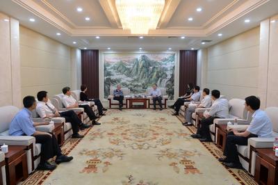 Chancellor Tom George_ Professor Barbara Harbach_ President Wang Jinsong and others from NPU.jpg